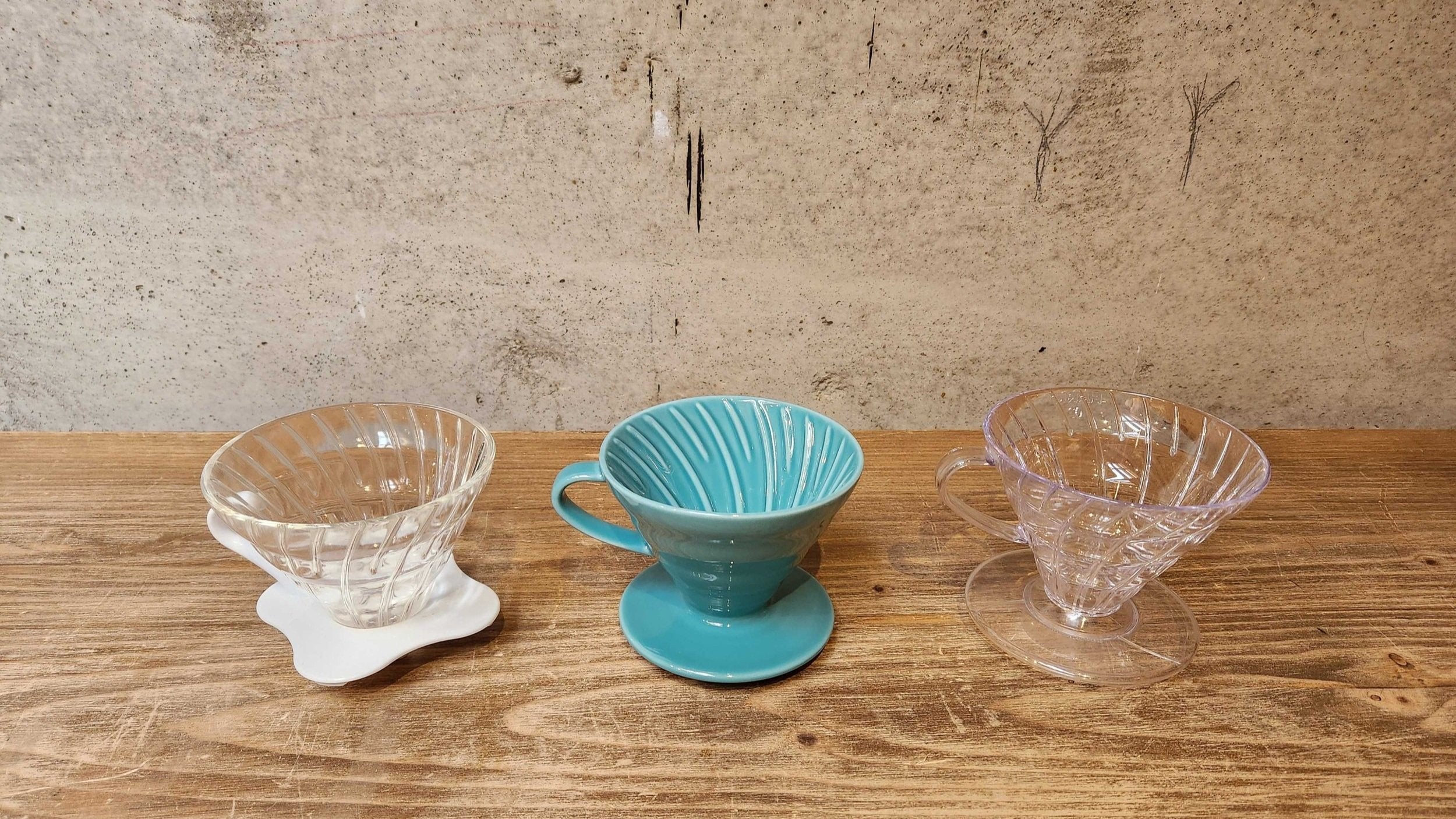 Glass, Ceramic, or Plastic: How Do Different V60 Drippers Affect Coffee Flavor?
